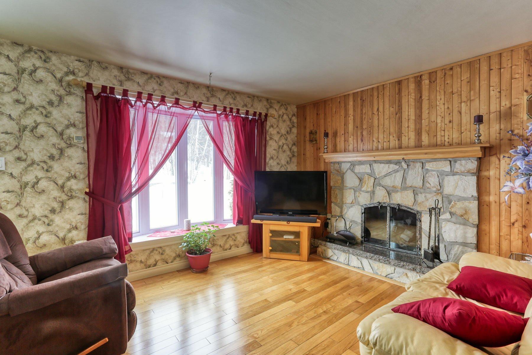 









2492


Av. Glenada

,
Shawinigan,




QC
G9N6L1

