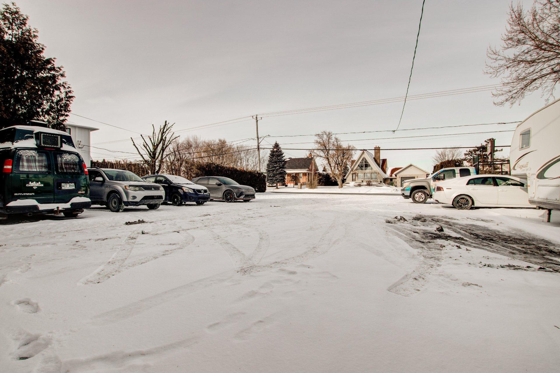 









755


Ch. du Ruisseau N.

,
Saint-Mathieu-de-Beloeil,




QC
J3G2C9

