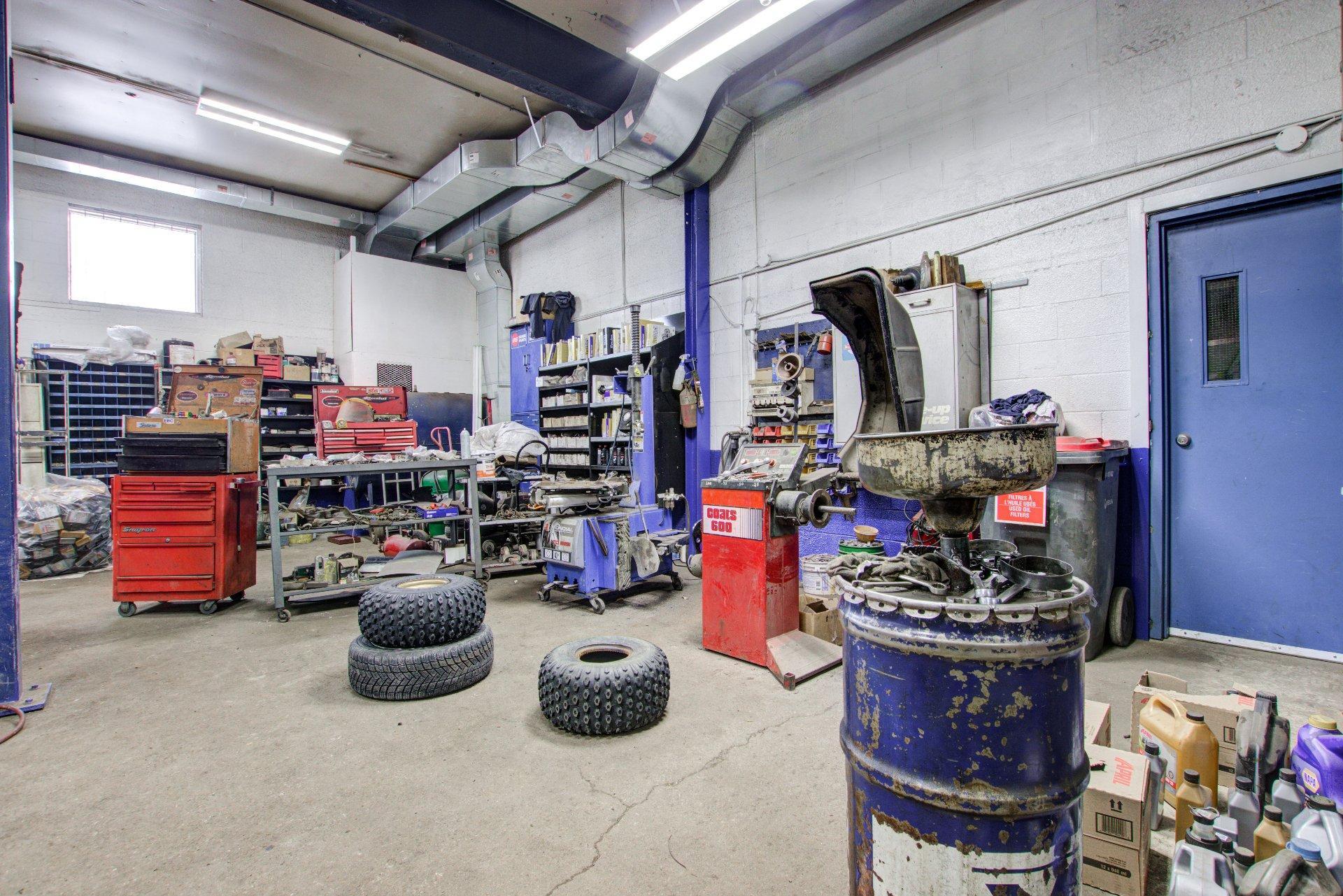 









755


Ch. du Ruisseau N.

,
Saint-Mathieu-de-Beloeil,




QC
J3G2C9

