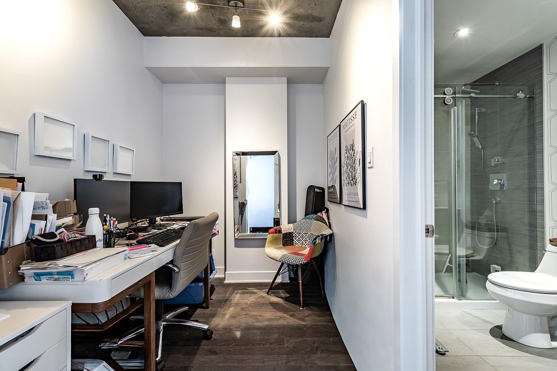 









2335


Ch. Manella

, 613,
Mont-Royal,




QC
H4P0B3

