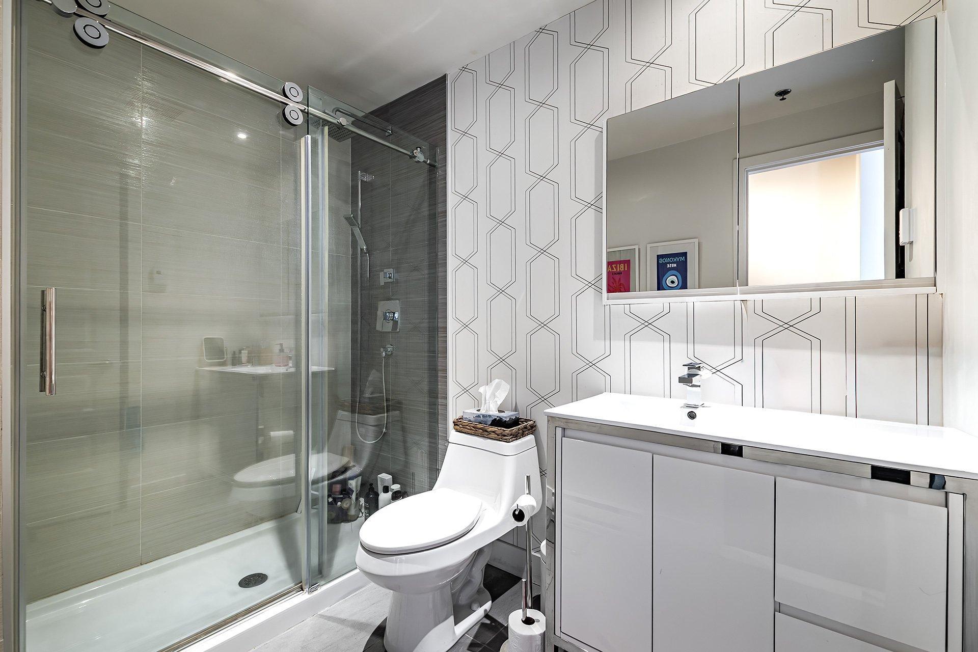 









2335


Ch. Manella

, 613,
Mont-Royal,




QC
H4P0B3

