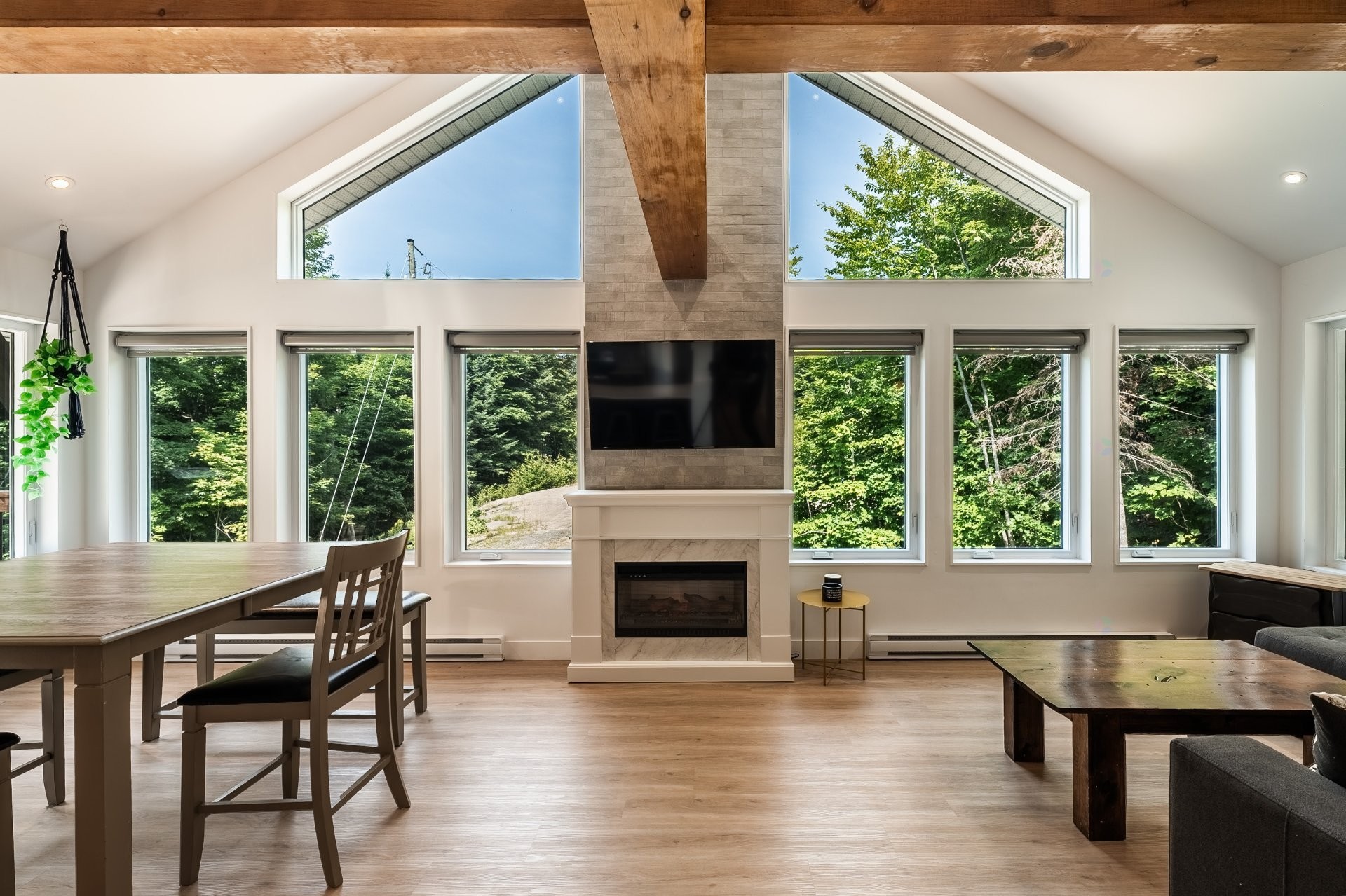 









83


Ch. des Cimes

,
Saint-Donat,




QC
J0T2C0

