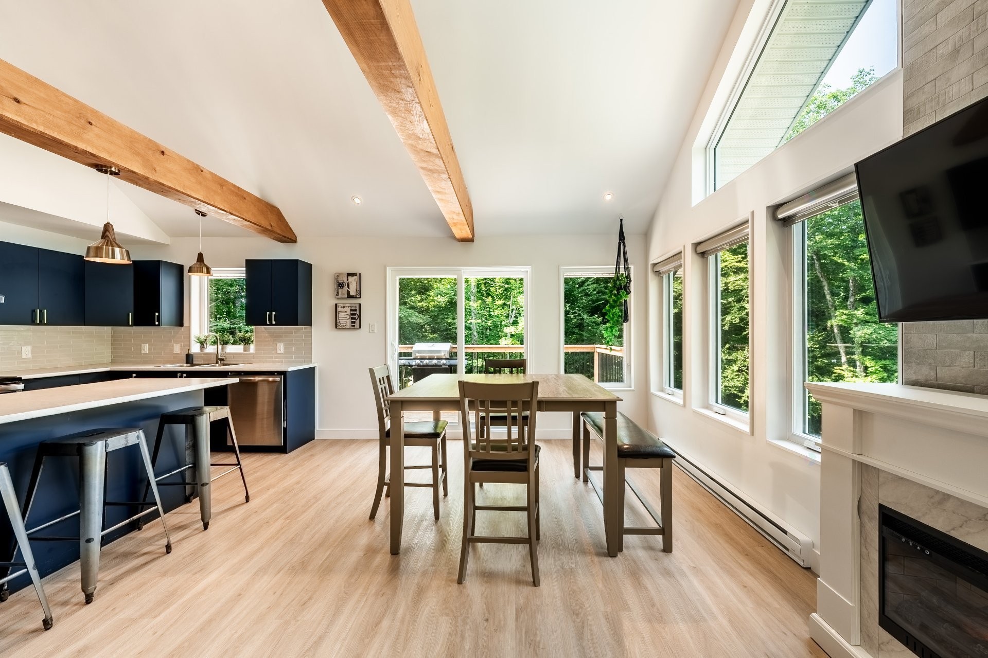 









83


Ch. des Cimes

,
Saint-Donat,




QC
J0T2C0

