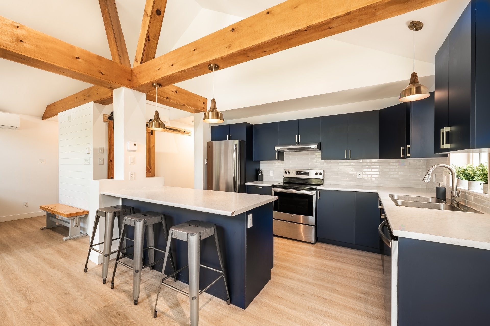 









83


Ch. des Cimes

,
Saint-Donat,




QC
J0T2C0

