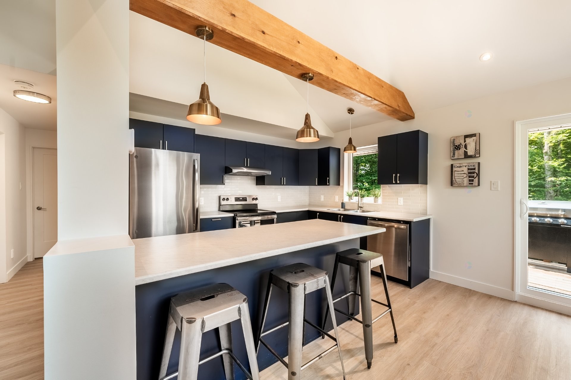 









83


Ch. des Cimes

,
Saint-Donat,




QC
J0T2C0

