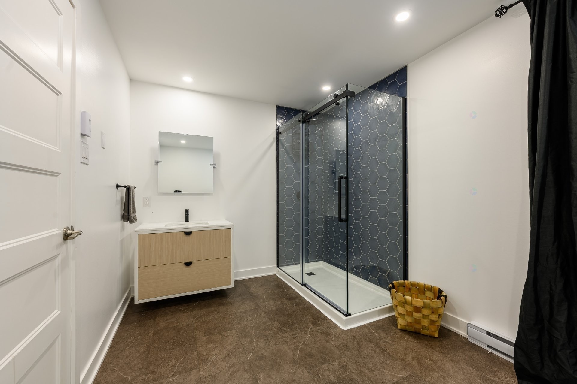 









83


Ch. des Cimes

,
Saint-Donat,




QC
J0T2C0

