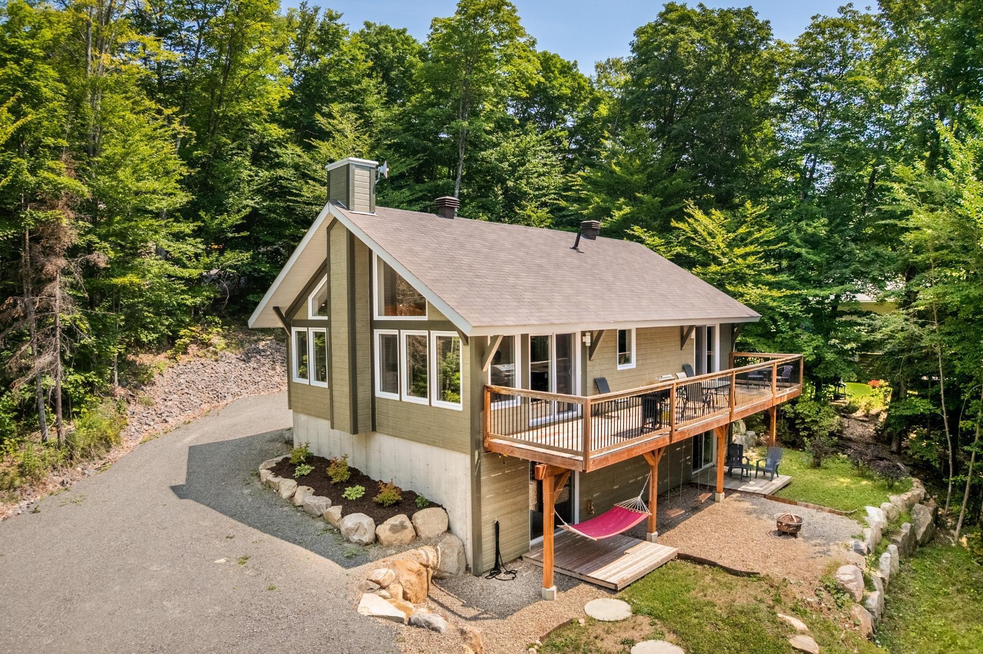 









83


Ch. des Cimes

,
Saint-Donat,




QC
J0T2C0

