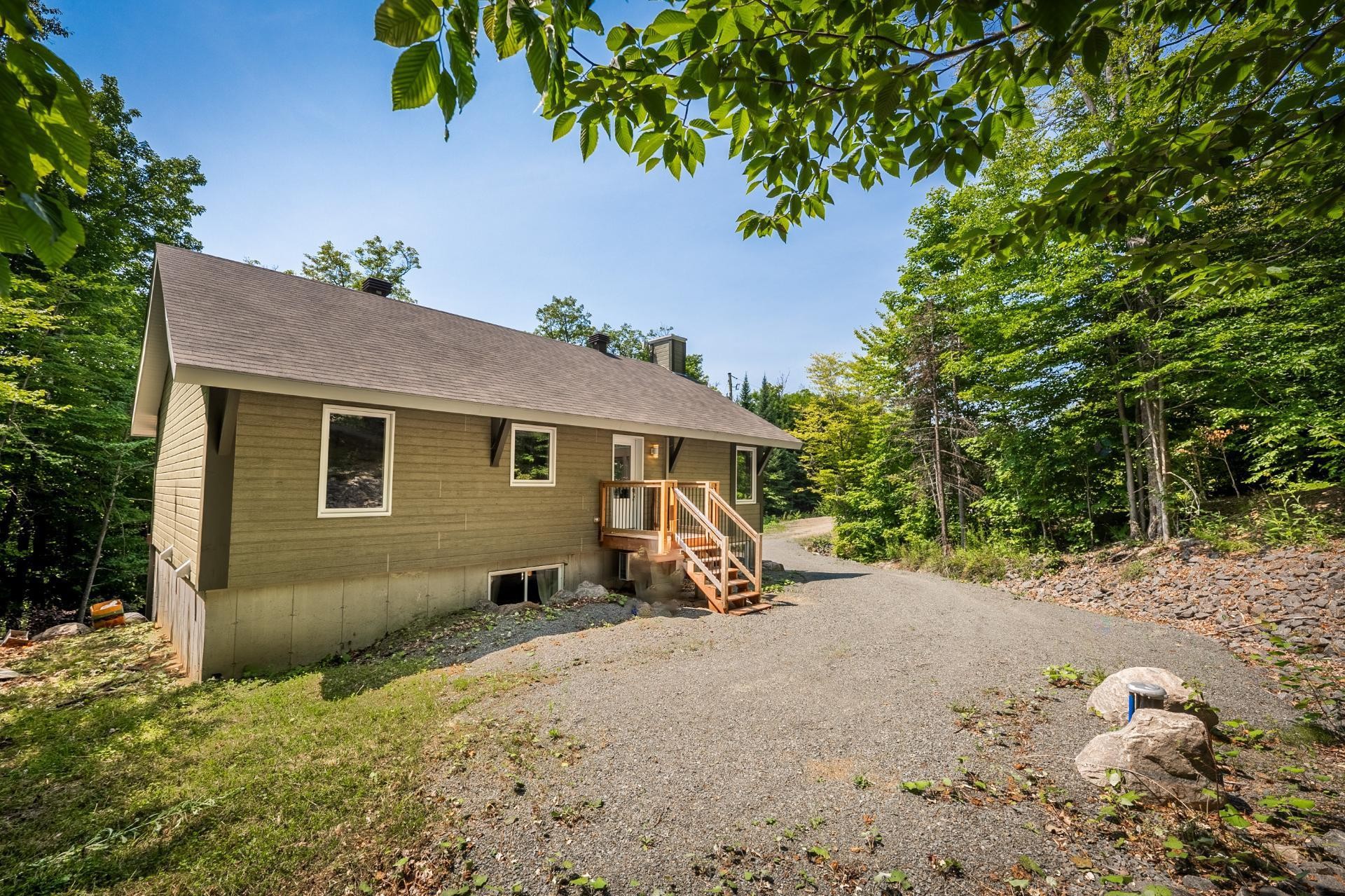 









83


Ch. des Cimes

,
Saint-Donat,




QC
J0T2C0

