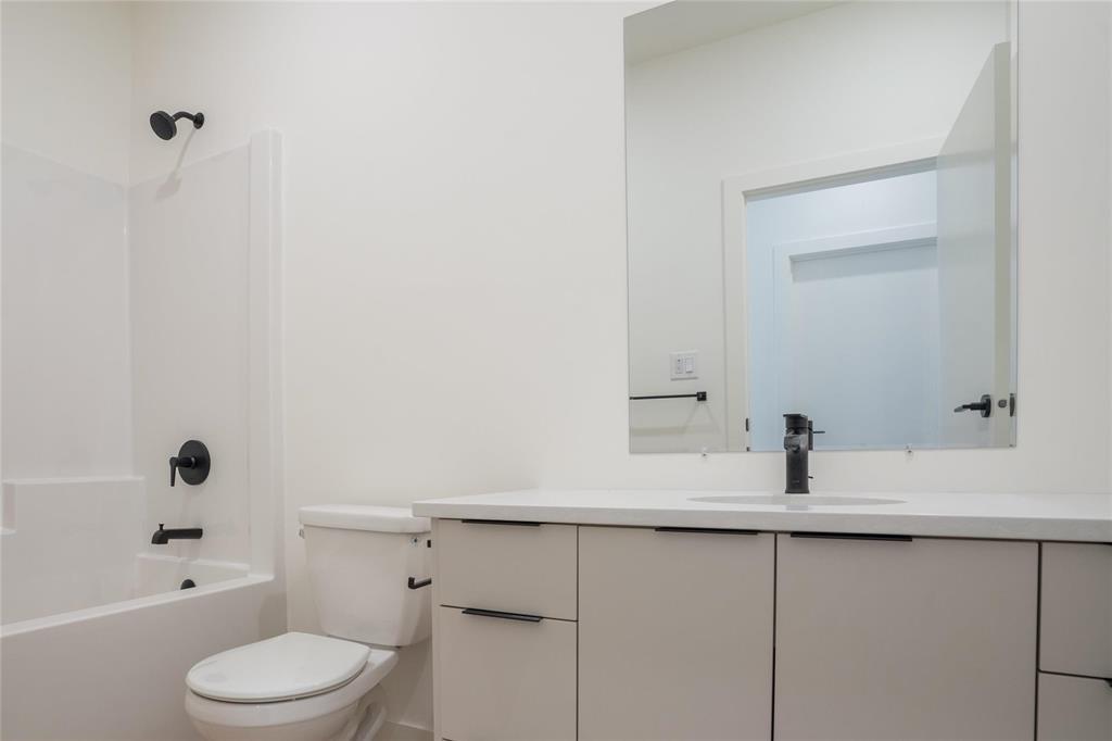 












48 Wild Plum Lane

,
Steinbach,




Manitoba
R5G2Z1

