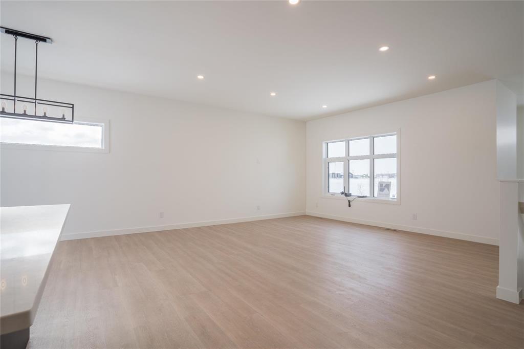 












48 Wild Plum Lane

,
Steinbach,




Manitoba
R5G2Z1

