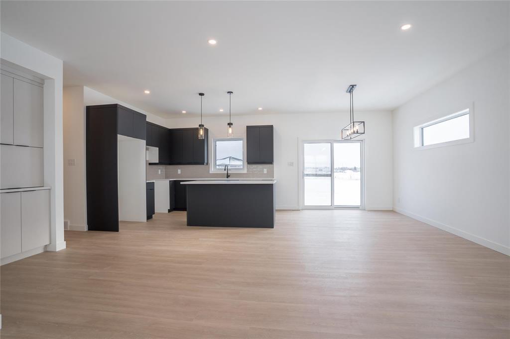 












48 Wild Plum Lane

,
Steinbach,




Manitoba
R5G2Z1

