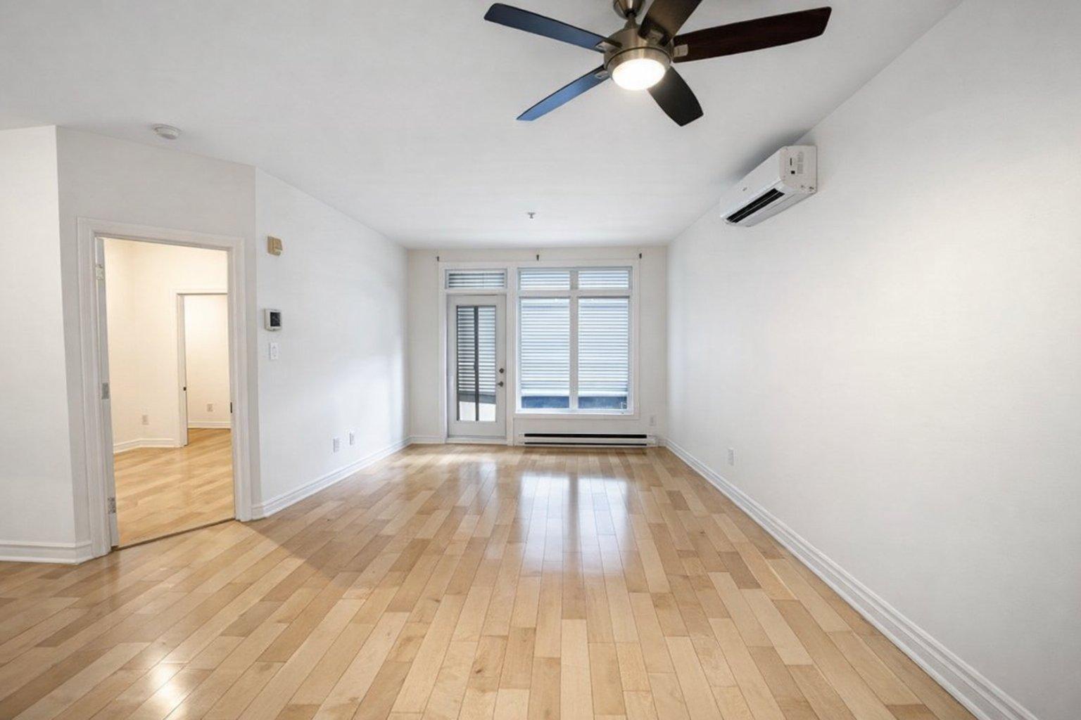 









1210


Rue St-Antoine E.

, 201,
Montréal (Ville-Marie),




QC
H2L2R1

