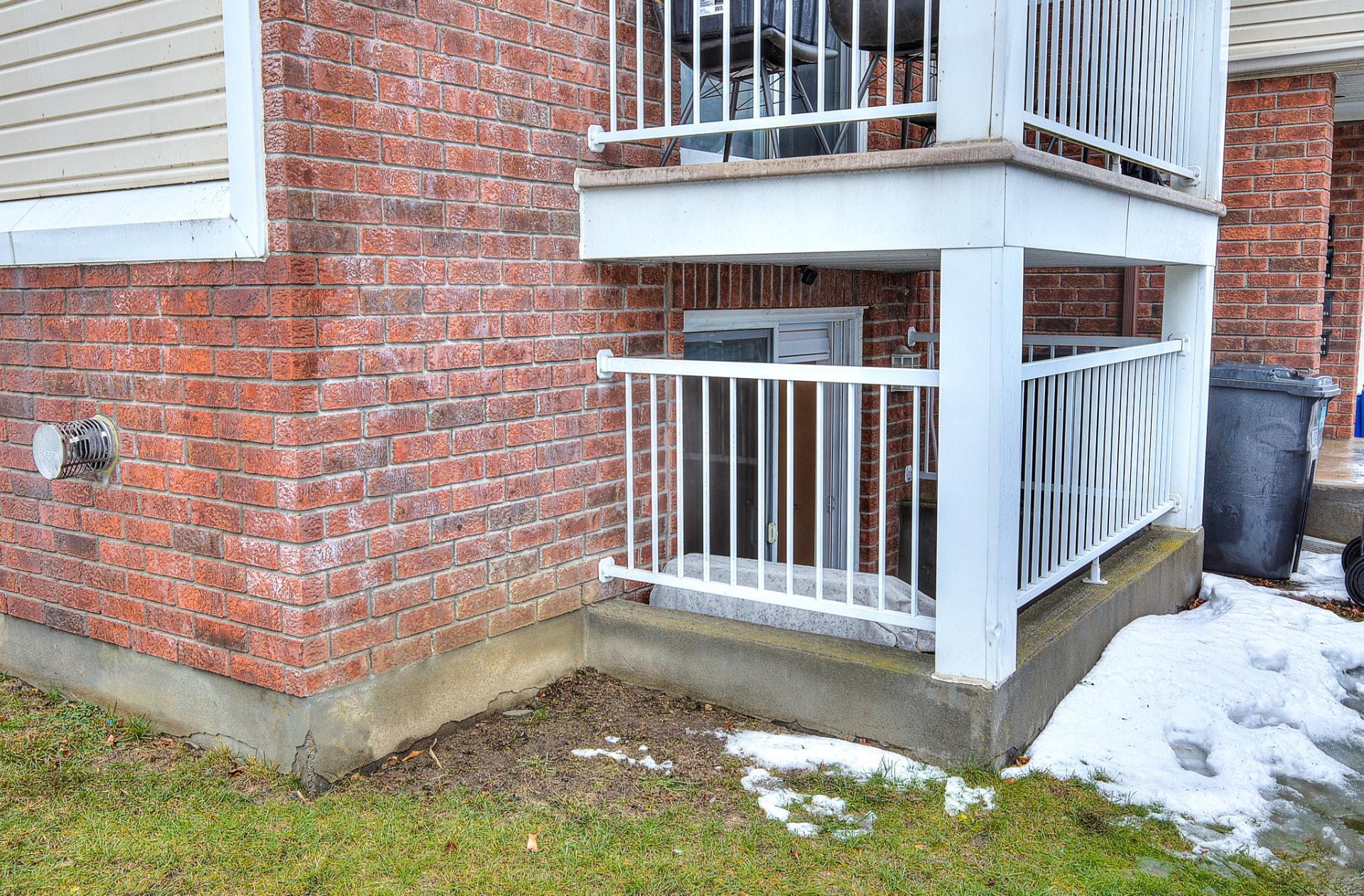 









70


Av. Brown

,
Vaudreuil-Dorion,




QC
J7V9S1

