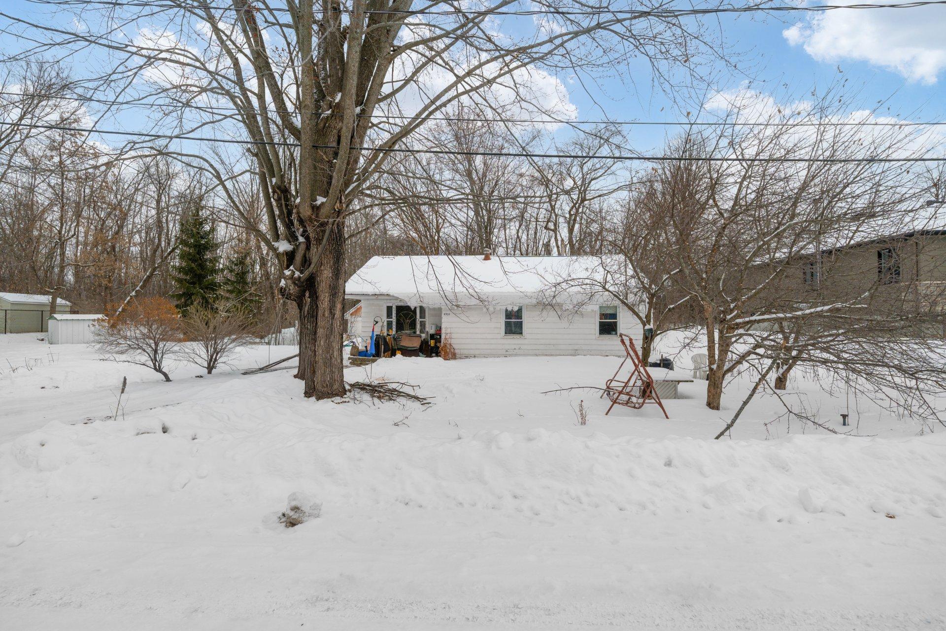 









4921


Rue Rose-Marie

,
Montréal (Pierrefonds-Roxboro),




QC
H9K1G7

