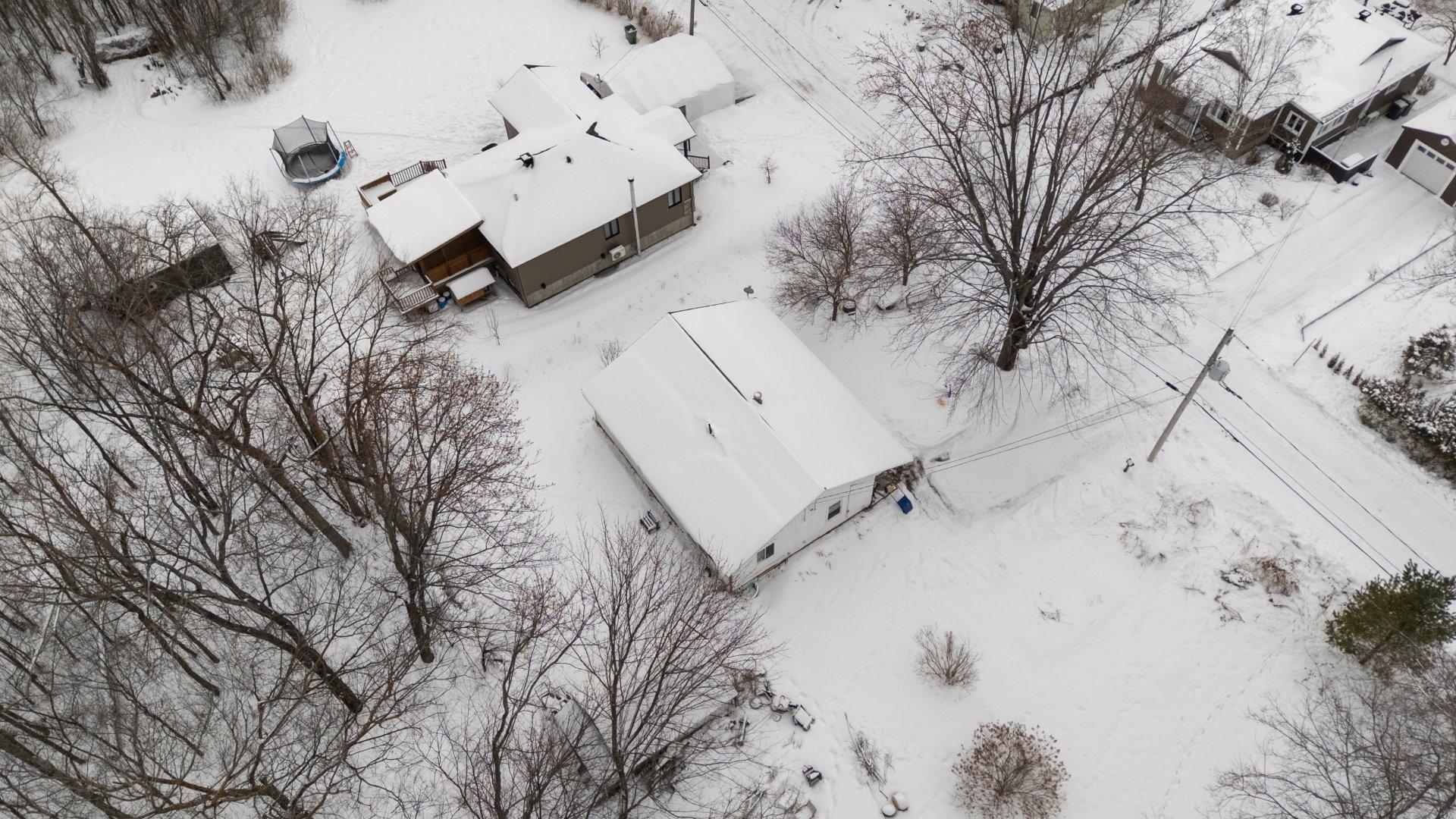 









4921


Rue Rose-Marie

,
Montréal (Pierrefonds-Roxboro),




QC
H9K1G7

