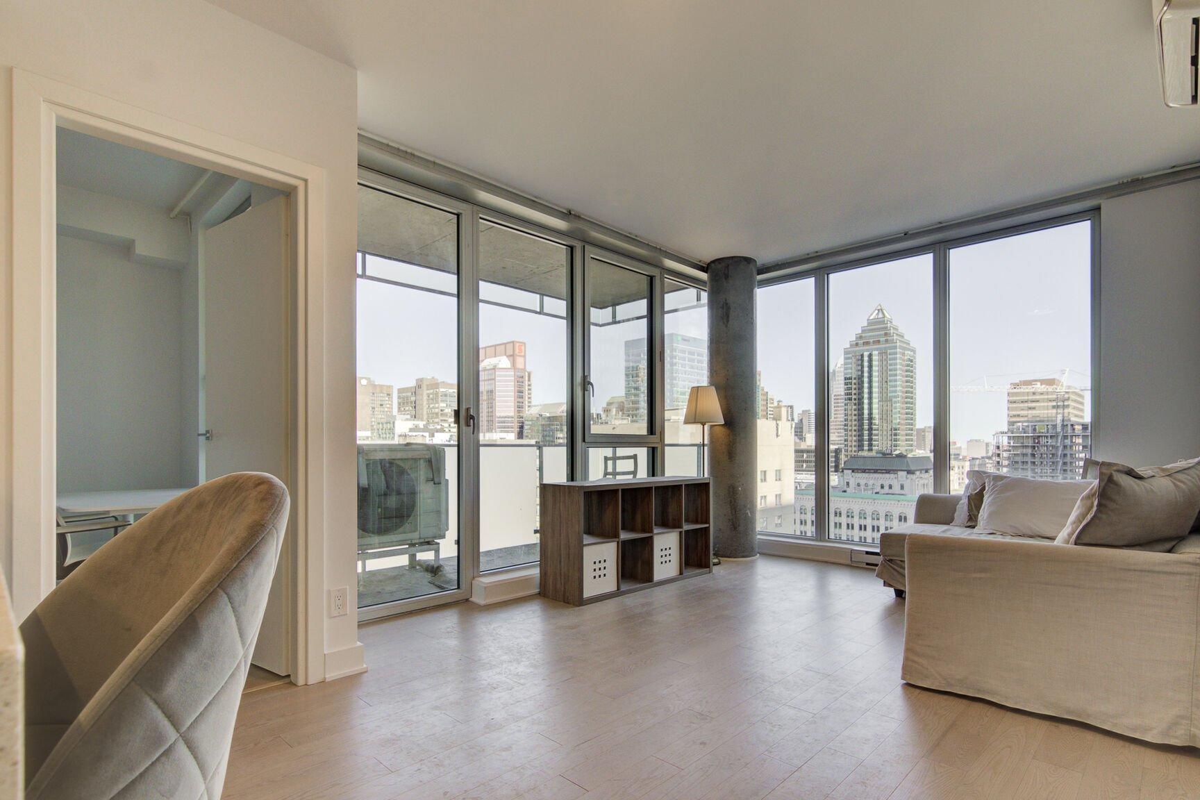 









1211


Rue Drummond

, 1906,
Montréal (Ville-Marie),




QC
H3G0E6

