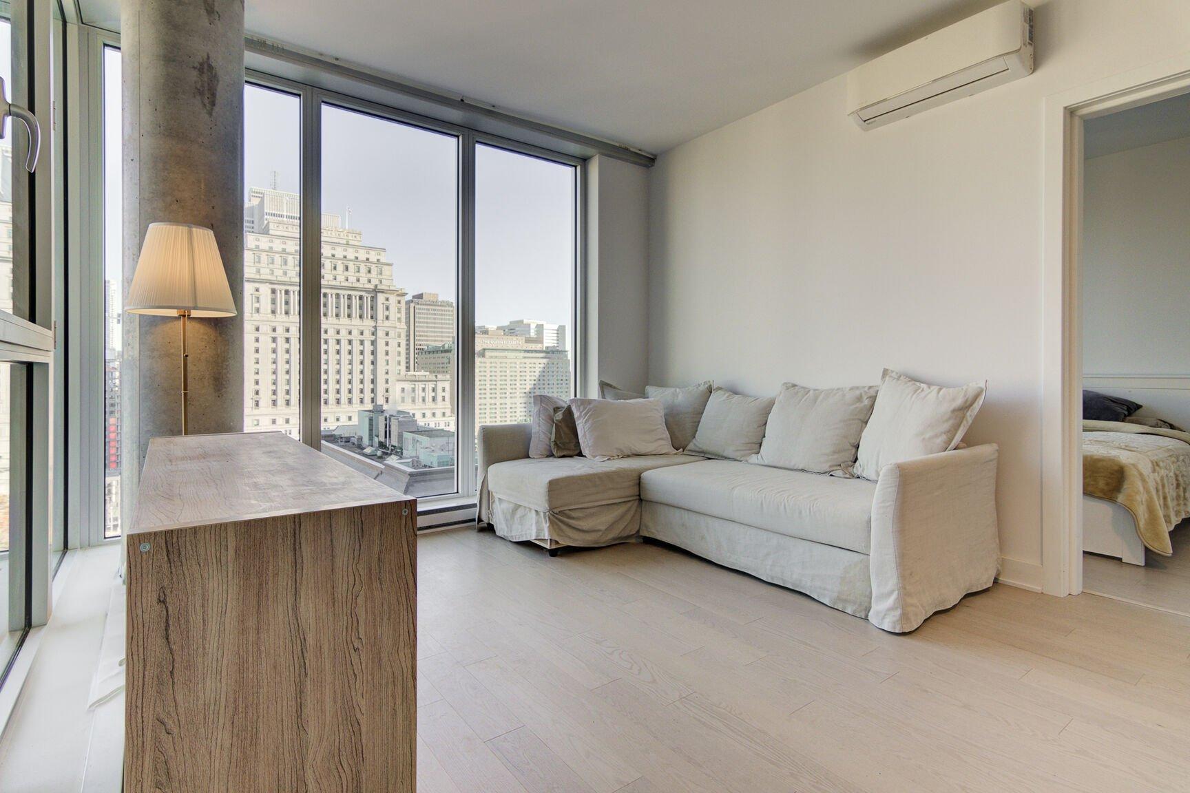 









1211


Rue Drummond

, 1906,
Montréal (Ville-Marie),




QC
H3G0E6

