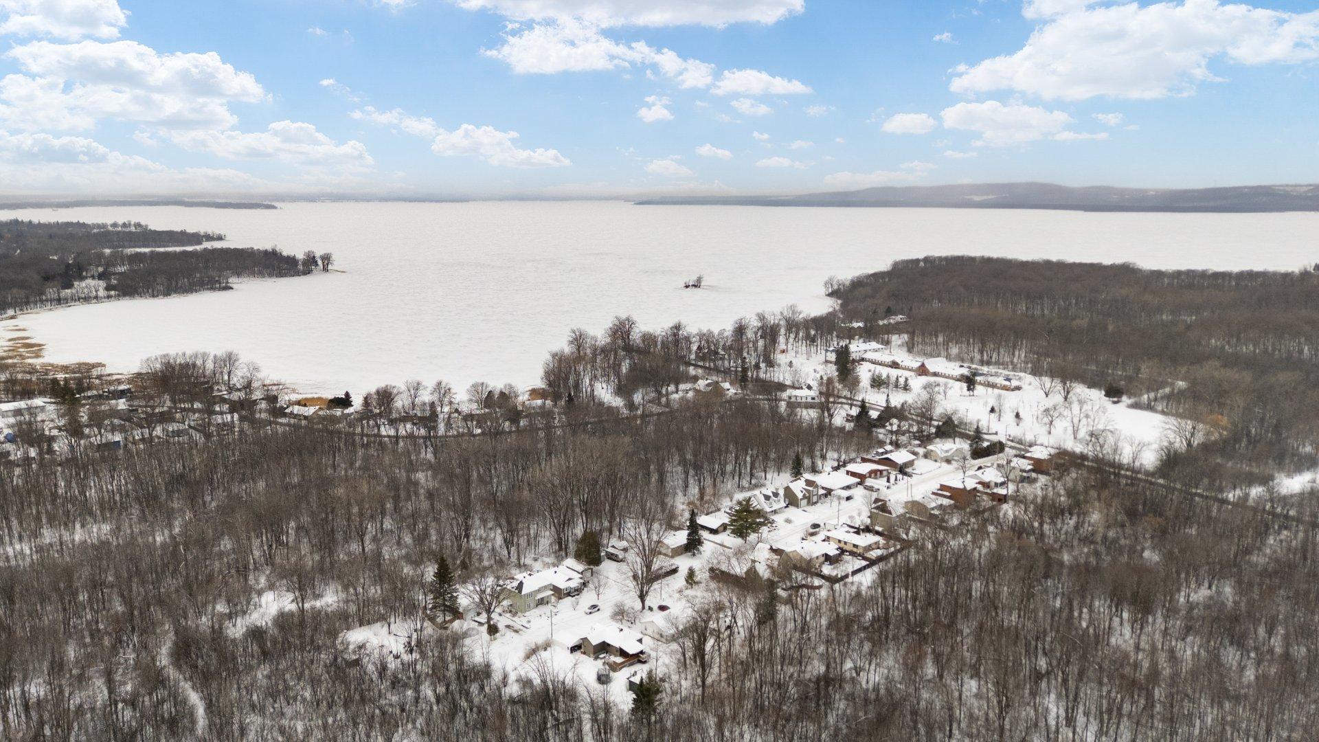 












Rue Rose-Marie

,
Montréal (Pierrefonds-Roxboro),







QC
H9K1G7

