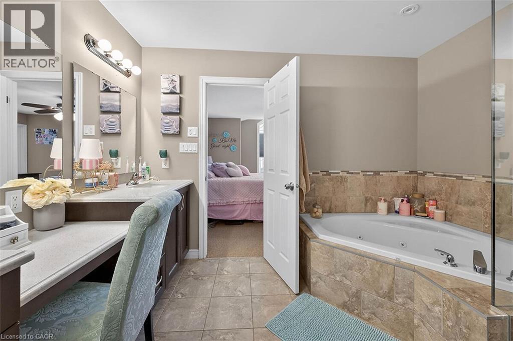 












71 JESSICA Street

,
Hamilton,




Ontario
L8W4A3

