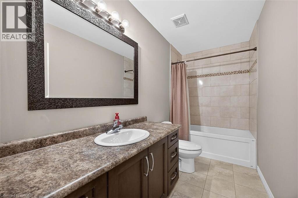 












71 JESSICA Street

,
Hamilton,




Ontario
L8W4A3

