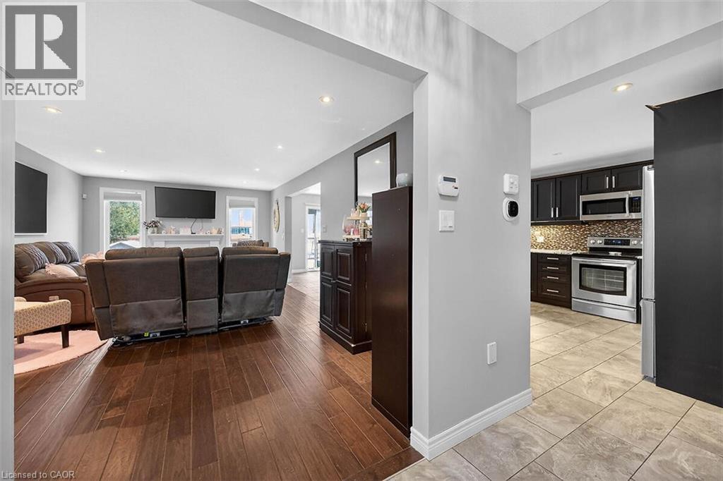 












71 JESSICA Street

,
Hamilton,




Ontario
L8W4A3

