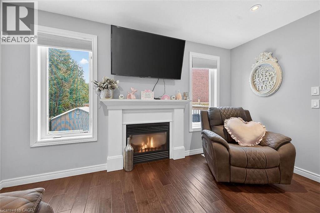 












71 JESSICA Street

,
Hamilton,




Ontario
L8W4A3

