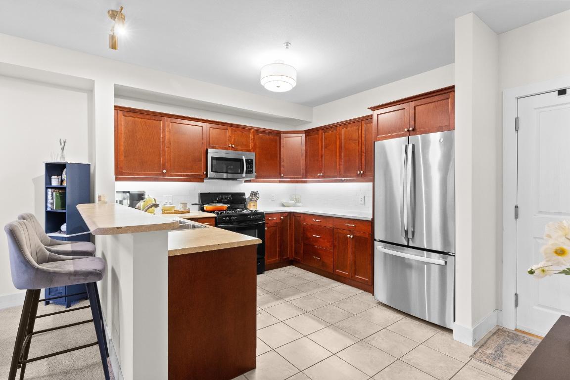 









2532


Shoreline

Drive, 205,
Lake Country,




BC
V4V 2R6

