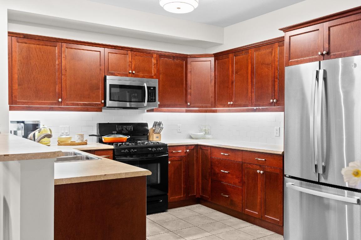 









2532


Shoreline

Drive, 205,
Lake Country,




BC
V4V 2R6

