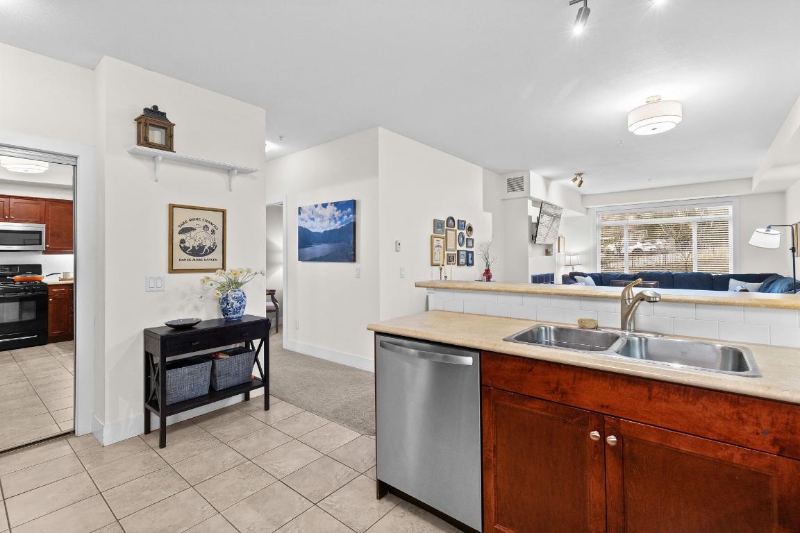 









2532


Shoreline

Drive, 205,
Lake Country,




BC
V4V 2R6

