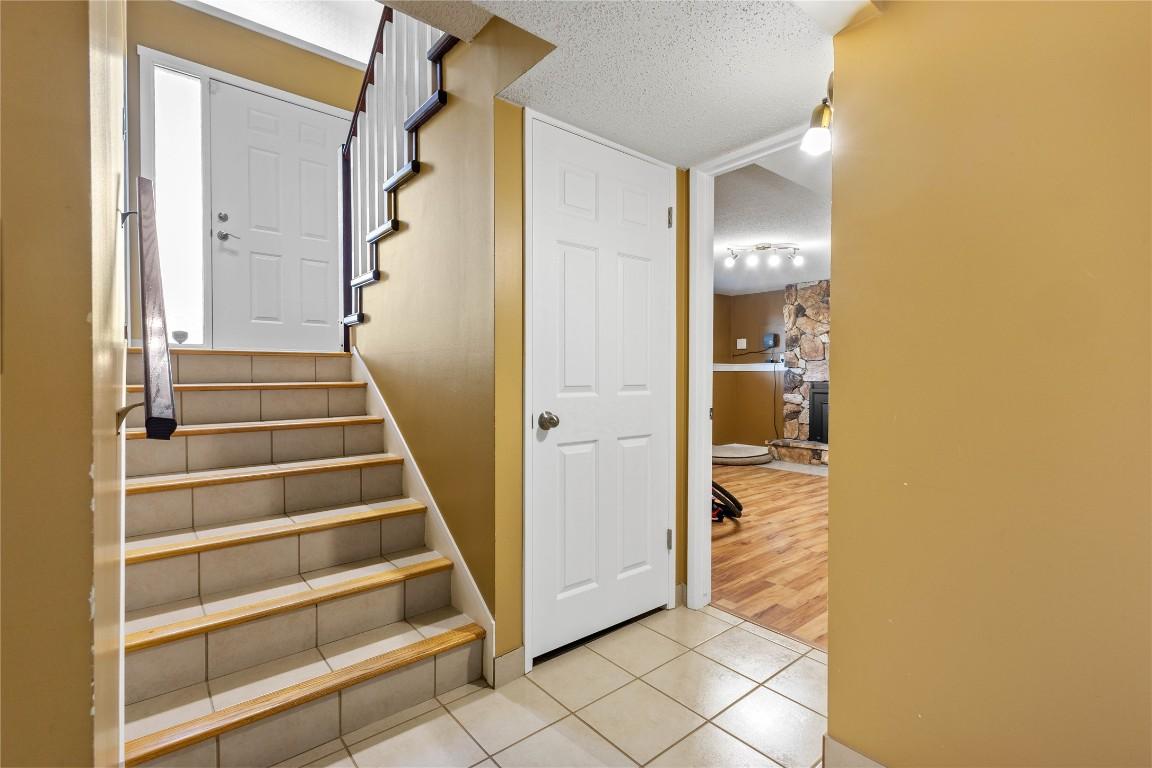 









2141


Kaslo

Court,
Kelowna,




BC
V1Y 8B9

