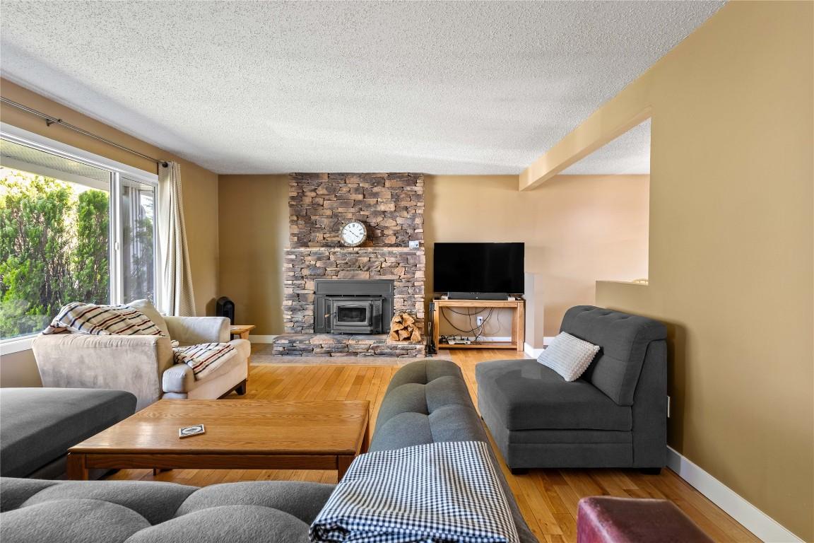 









2141


Kaslo

Court,
Kelowna,




BC
V1Y 8B9

