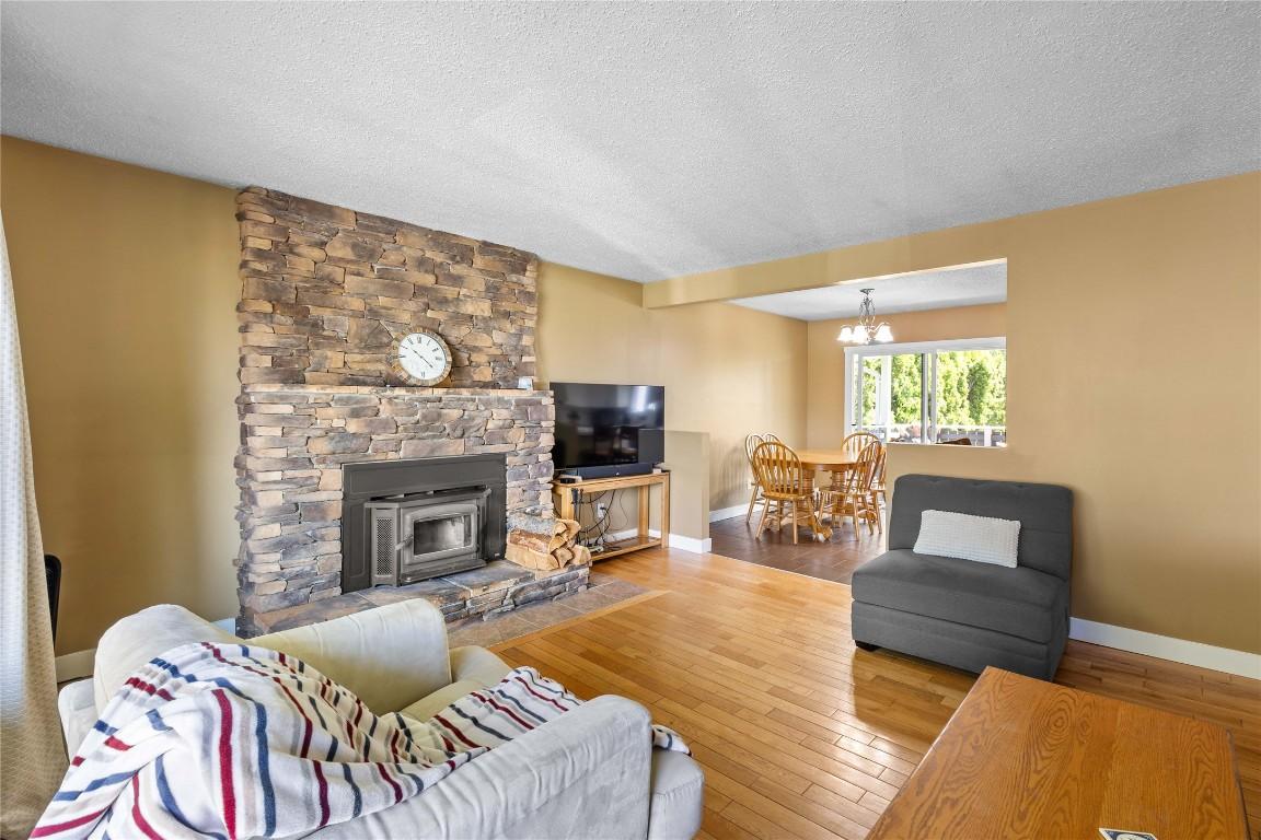 









2141


Kaslo

Court,
Kelowna,




BC
V1Y 8B9

