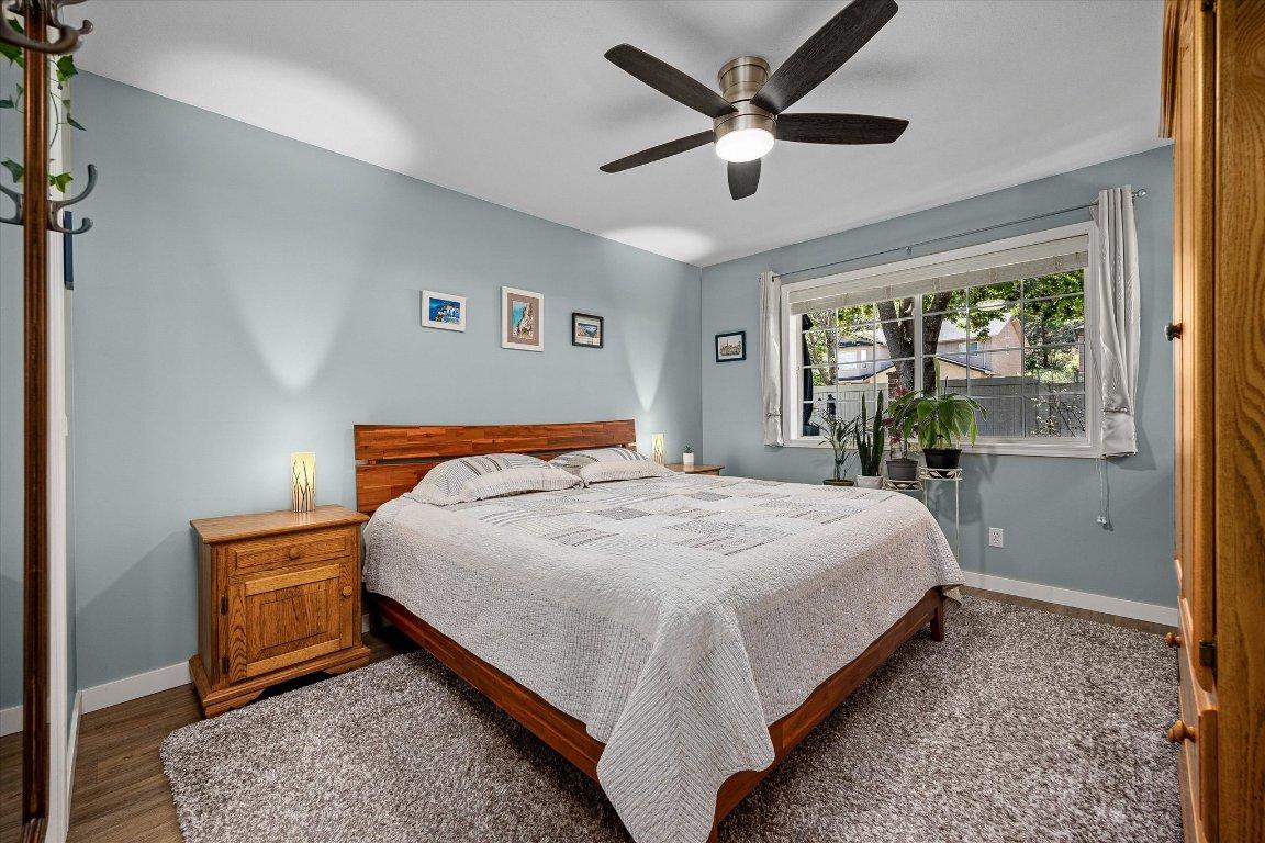 









527


Yates

Road, 25,
Kelowna,




BC
V1V 1Z5

