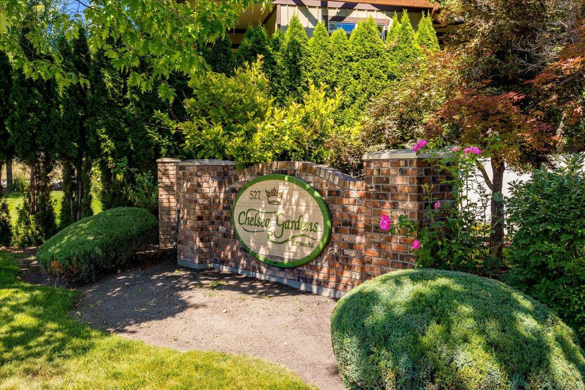 









527


Yates

Road, 25,
Kelowna,




BC
V1V 1Z5

