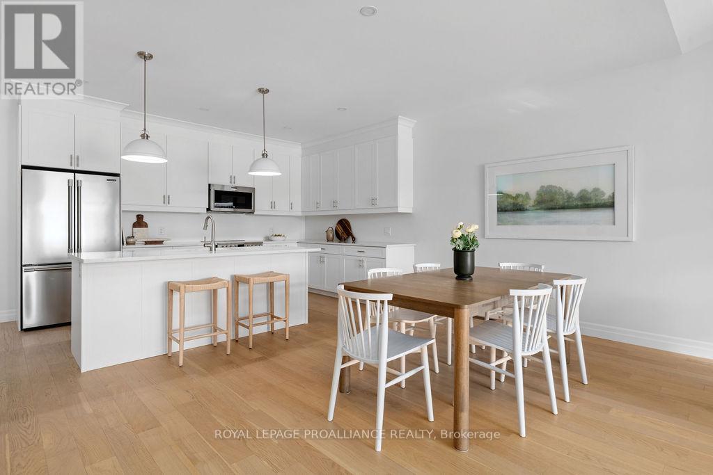 












71 SEYMOUR STREET W

,
Centre Hastings,




Ontario
K0K2K0

