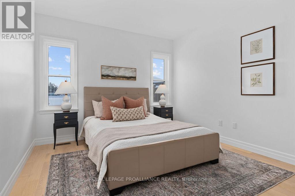 












71 SEYMOUR STREET W

,
Centre Hastings,




Ontario
K0K2K0

