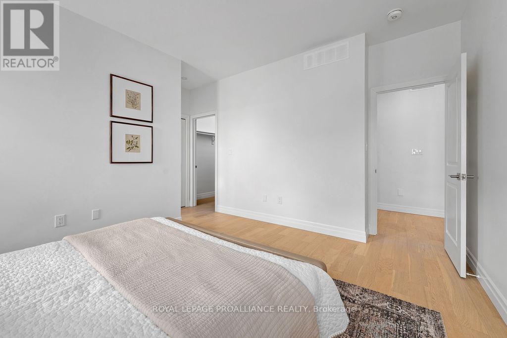 












71 SEYMOUR STREET W

,
Centre Hastings,




Ontario
K0K2K0

