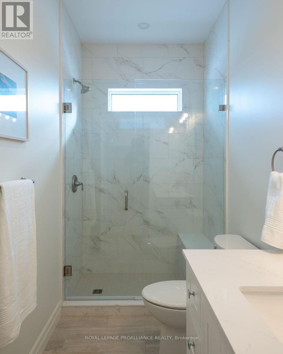 












71 SEYMOUR STREET W

,
Centre Hastings,




Ontario
K0K2K0

