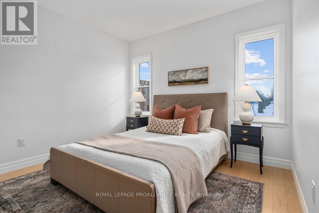 












71 SEYMOUR STREET W

,
Centre Hastings,




Ontario
K0K2K0

