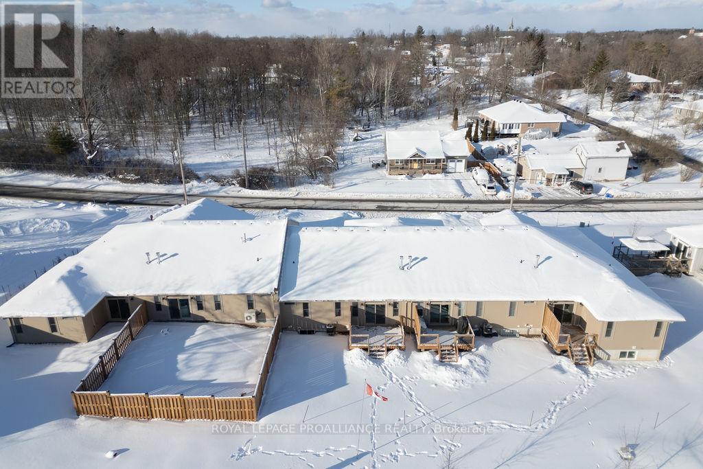 












71 SEYMOUR STREET W

,
Centre Hastings,




Ontario
K0K2K0

