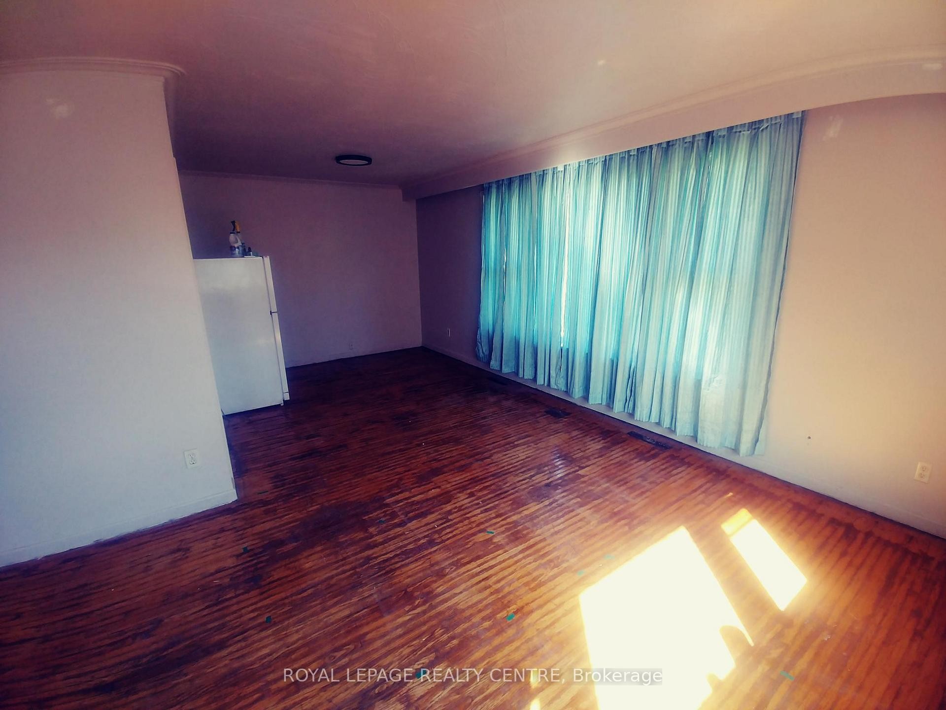 









1534


Cawthra

Road,
Mississauga,




ON
L5G 4L3

