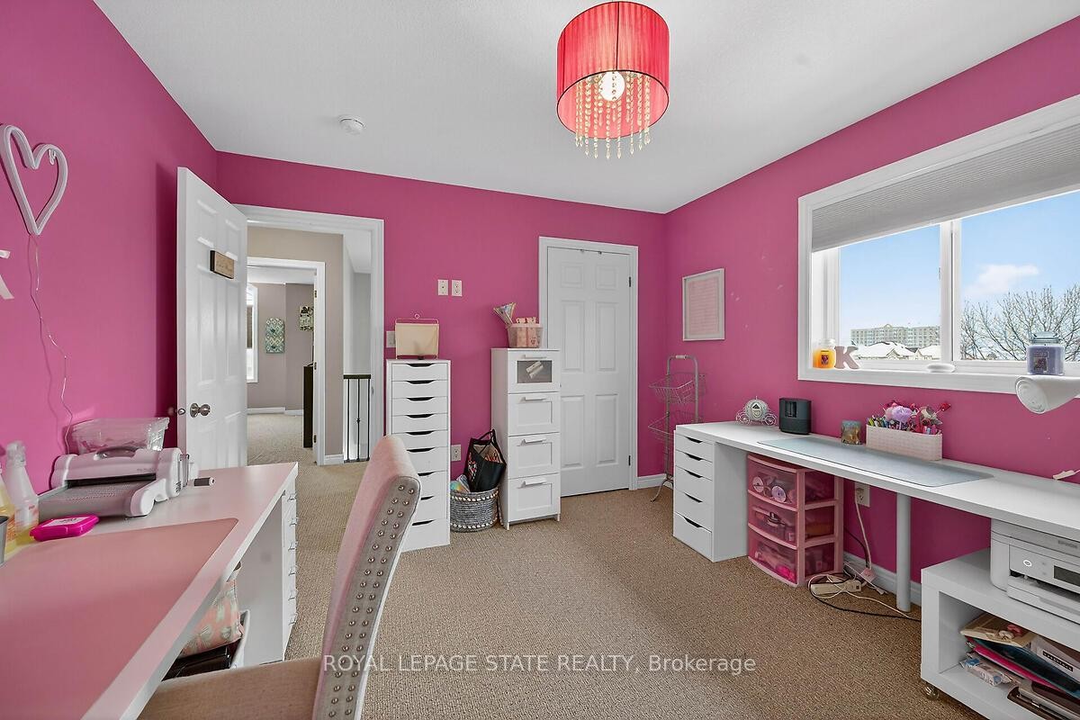 









71


Jessica

Street,
Hamilton,




ON
L8E 4A3

