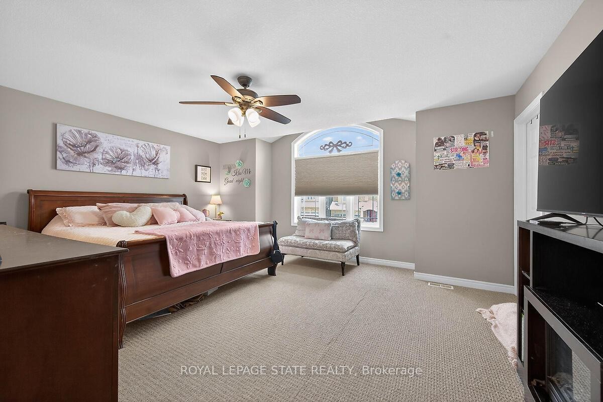 









71


Jessica

Street,
Hamilton,




ON
L8E 4A3

