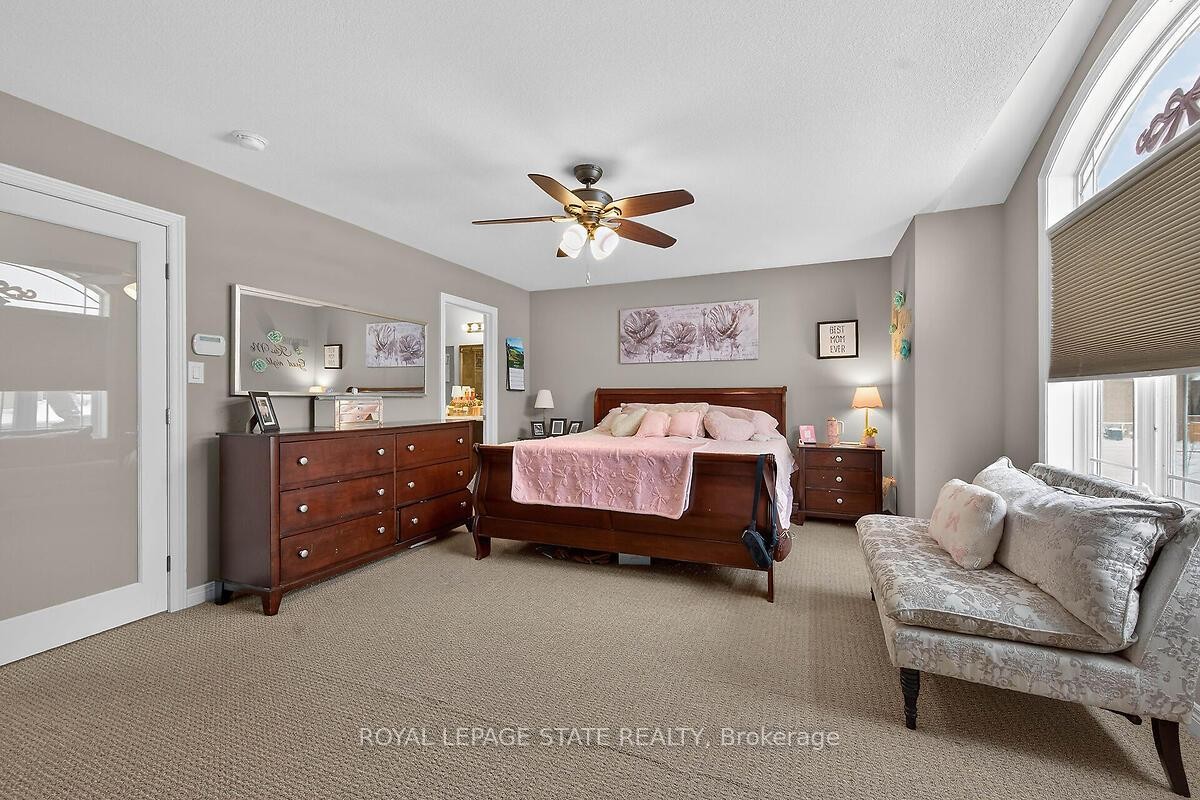 









71


Jessica

Street,
Hamilton,




ON
L8E 4A3

