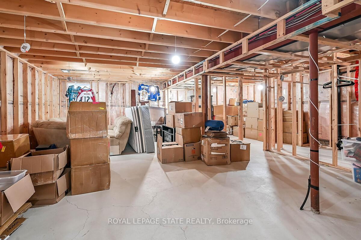 









71


Jessica

Street,
Hamilton,




ON
L8E 4A3

