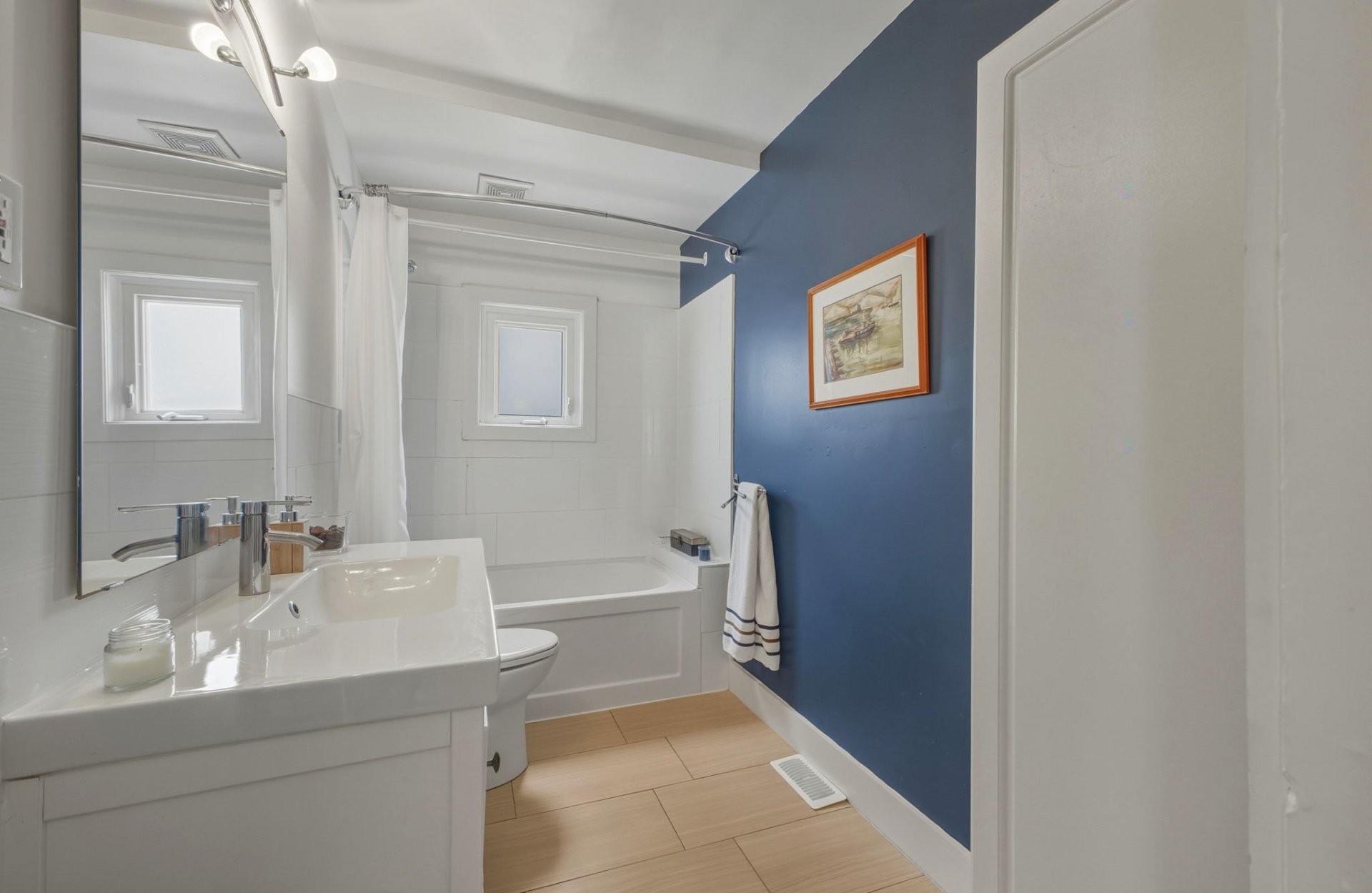 









33


Rue Saratoga

,
Gatineau (Aylmer),




QC
J9H4A3

