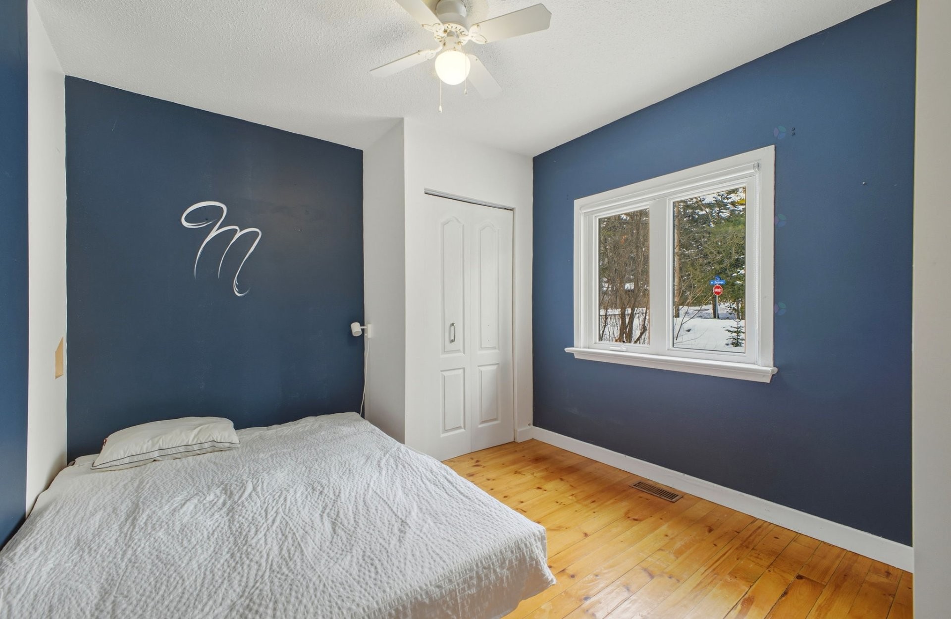 









33


Rue Saratoga

,
Gatineau (Aylmer),




QC
J9H4A3

