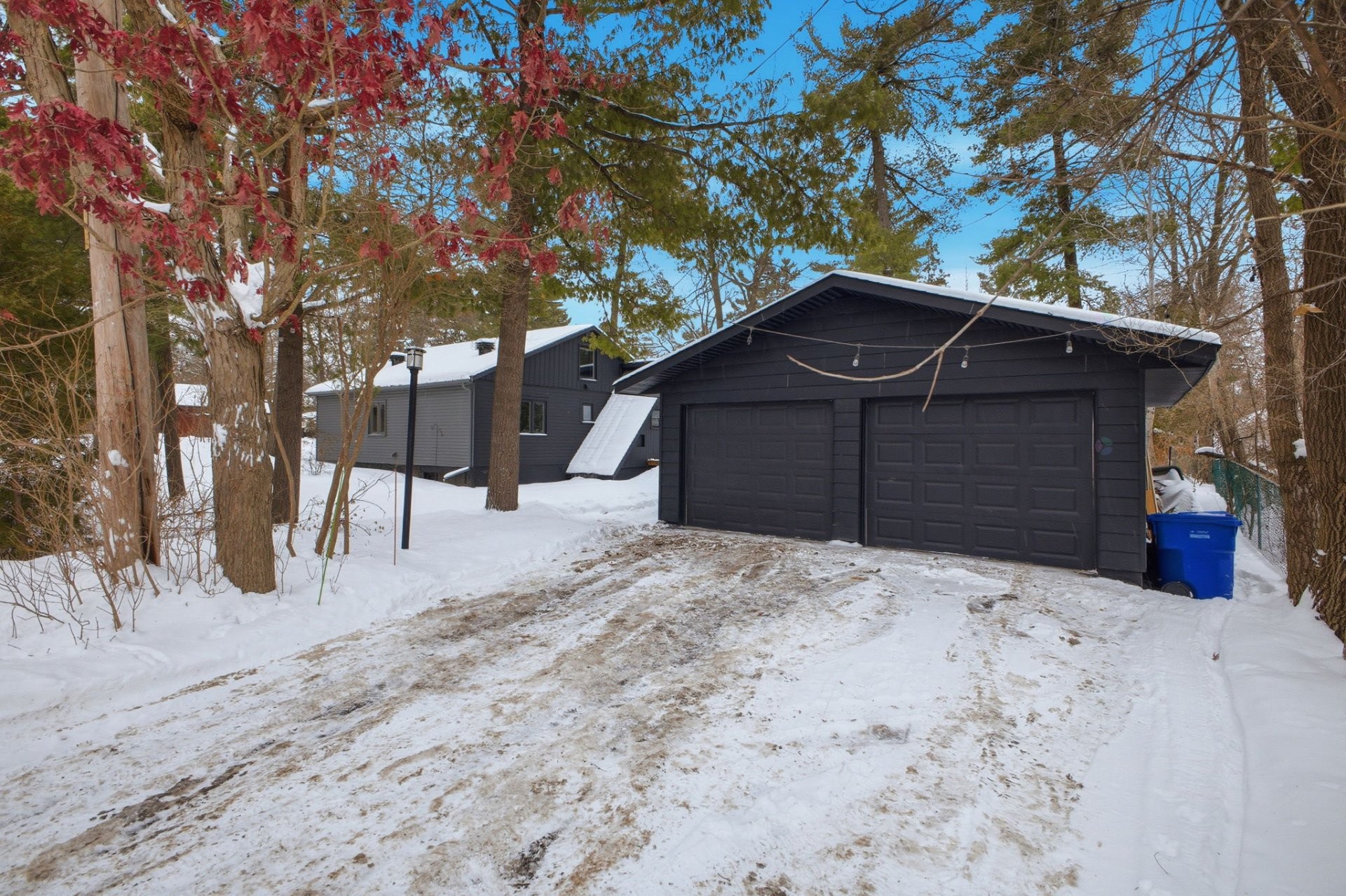 









33


Rue Saratoga

,
Gatineau (Aylmer),




QC
J9H4A3

