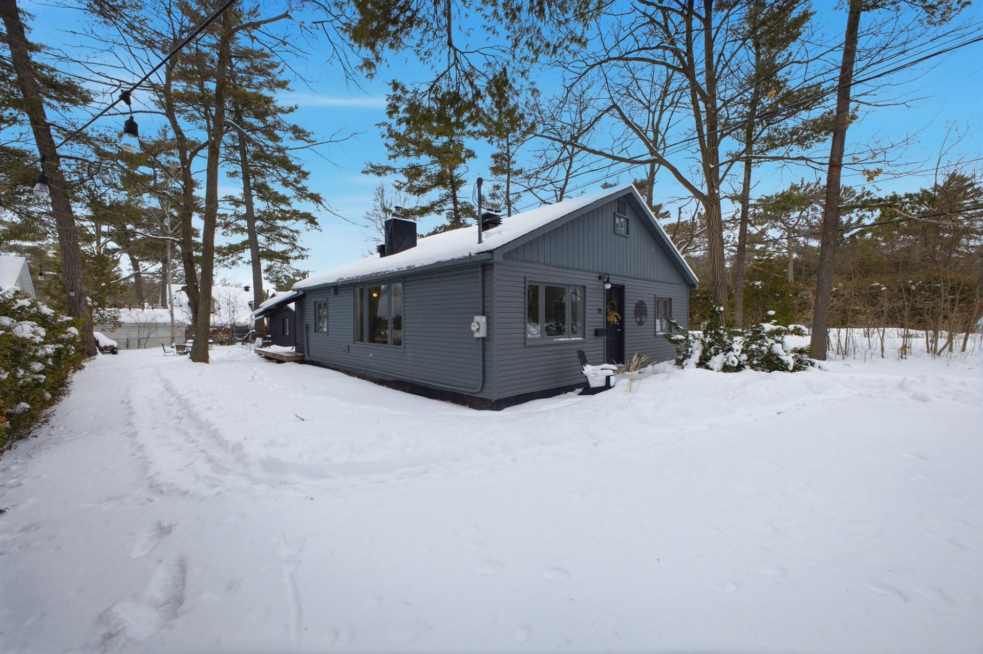 









33


Rue Saratoga

,
Gatineau (Aylmer),




QC
J9H4A3

