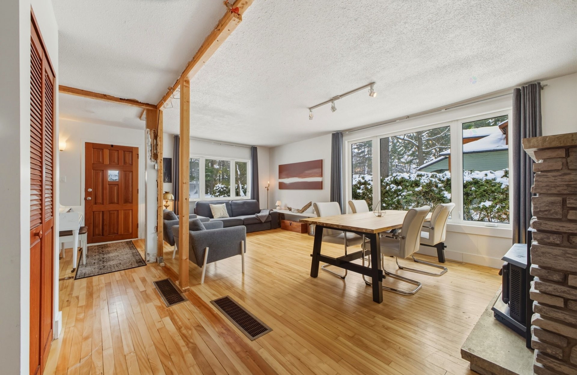 









33


Rue Saratoga

,
Gatineau (Aylmer),




QC
J9H4A3

